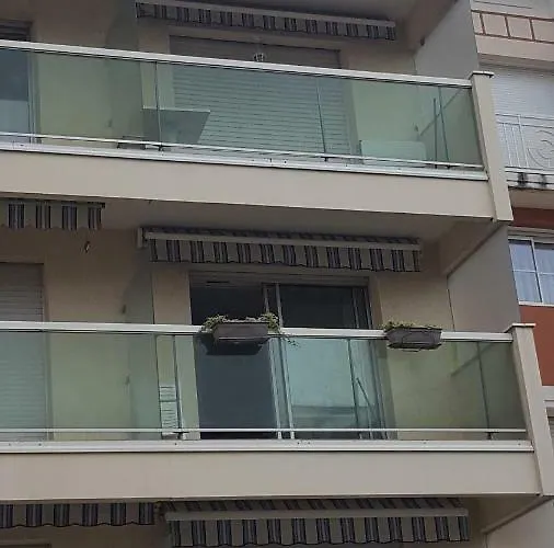 Josephine آركاشو